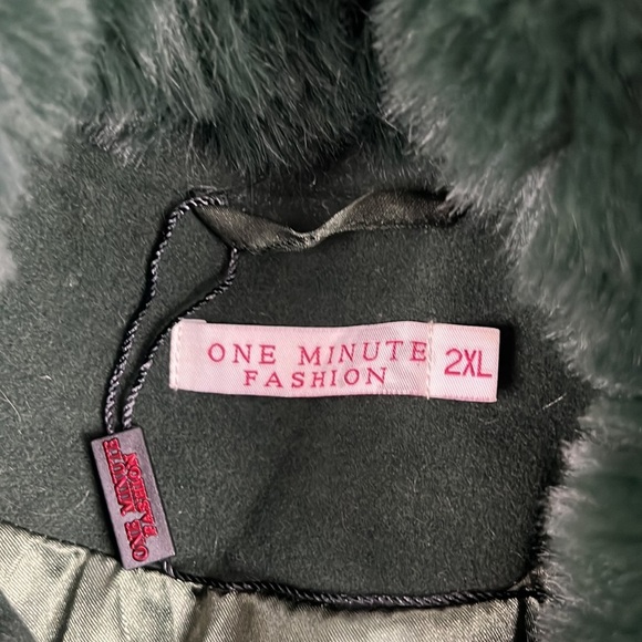 One Minute Fashion Green Retro Coat with Faux Fur Collar - Picture 4 of 11